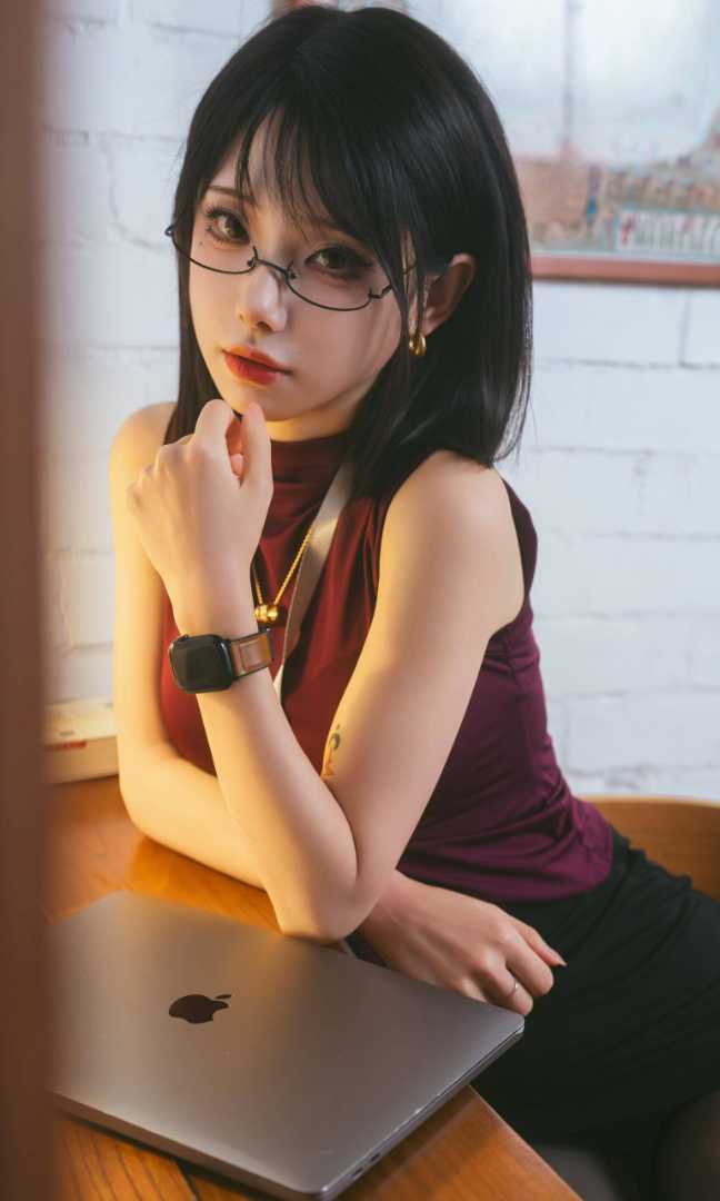 Indian escort Singapore profile - Priya